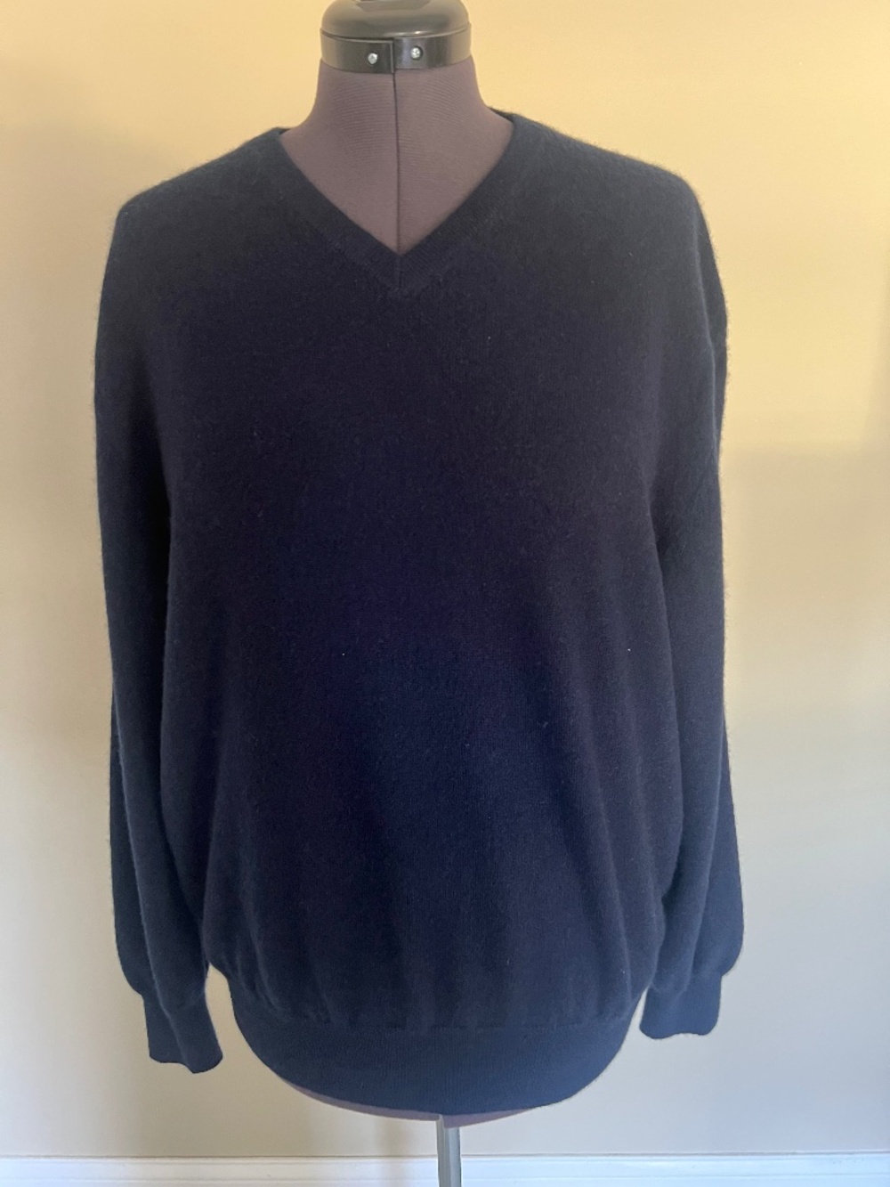 Daniel Cremieux 100% Cashmere Men's Blue V-Neck Pullover Size XL